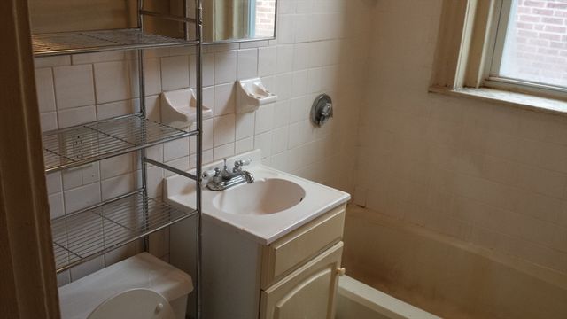 4 Hancock St 9, Malden, MA 02148