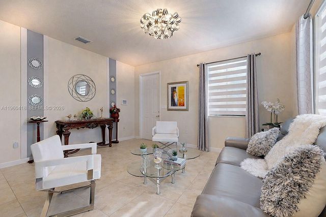 132 NE 26th Ave, Homestead, FL 33033