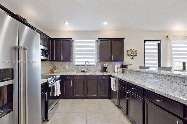 132 NE 26th Ave, Homestead, FL 33033