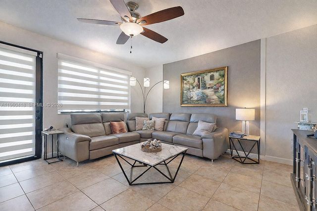 132 NE 26th Ave, Homestead, FL 33033