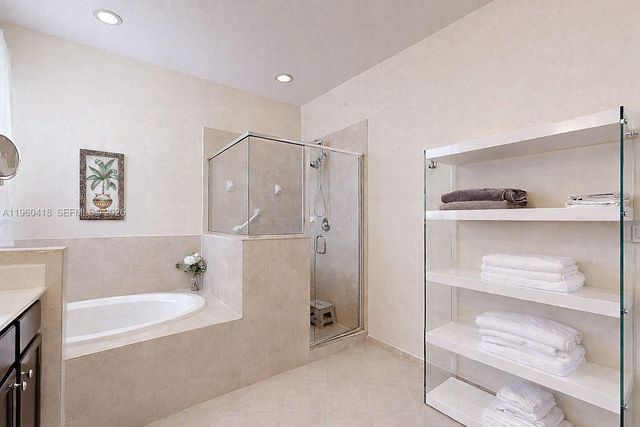 132 NE 26th Ave, Homestead, FL 33033