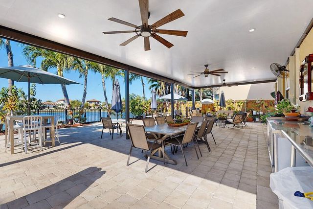 132 NE 26th Ave, Homestead, FL 33033