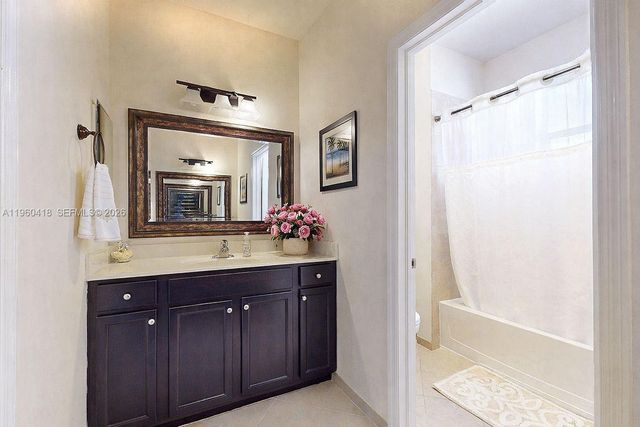 132 NE 26th Ave, Homestead, FL 33033