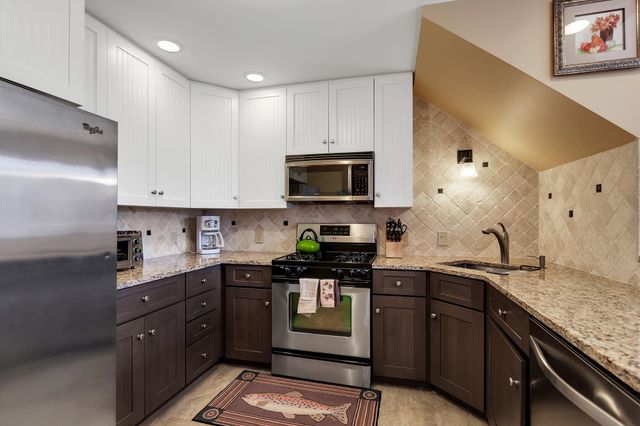 24 Freeman Road A1, Cavendish, VT 05153