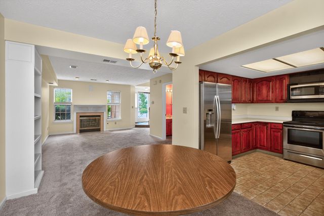 541 W Short Street 15, Lexington, KY 40507