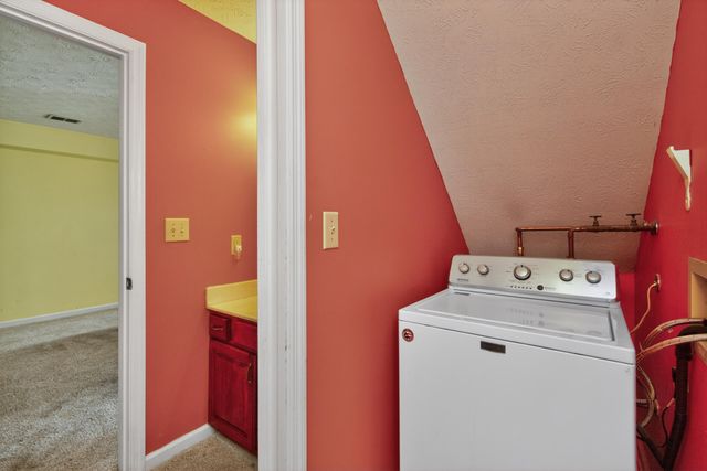 541 W Short Street 15, Lexington, KY 40507
