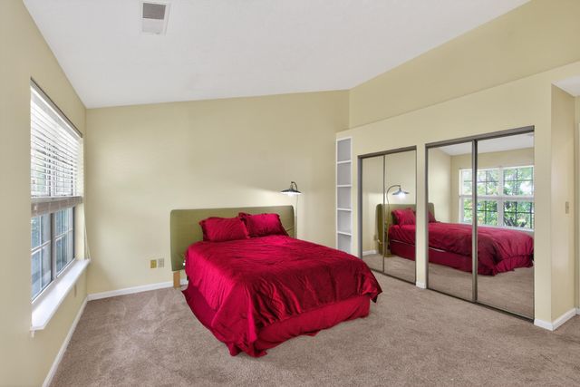 541 W Short Street 15, Lexington, KY 40507