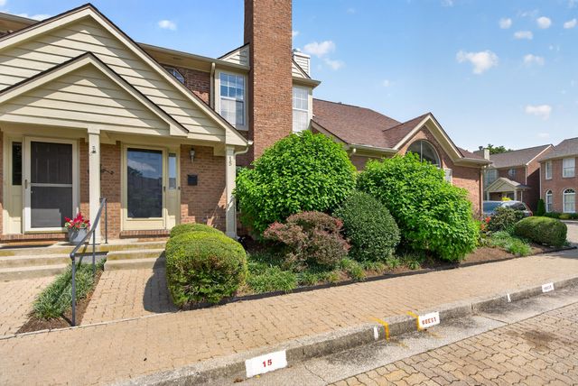 541 W Short Street 15, Lexington, KY 40507