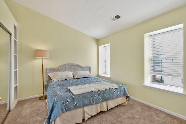 541 W Short Street 15, Lexington, KY 40507
