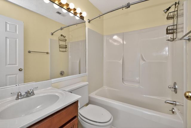 541 W Short Street 15, Lexington, KY 40507