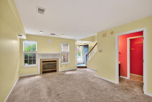 541 W Short Street 15, Lexington, KY 40507