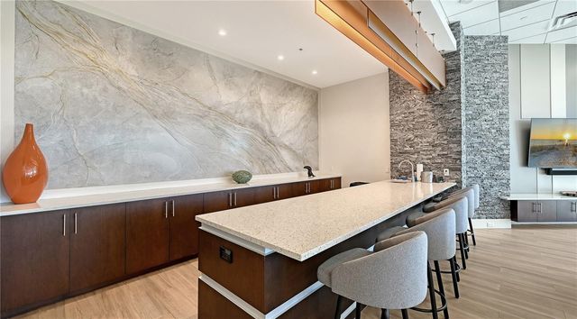 1211 GULF OF MEXICO DRIVE 610, Longboat Key, FL 34228