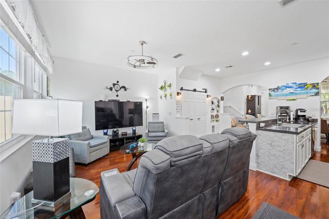 9120 CAMDEN GARDENS STREET, Orlando, FL 32827