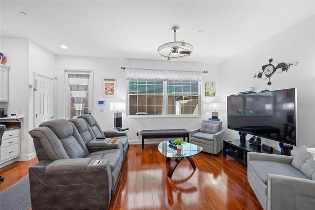 9120 CAMDEN GARDENS STREET, Orlando, FL 32827