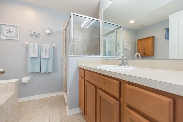 923 WINDTON OAK DRIVE, Ruskin, FL 33570