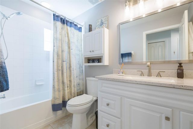 923 WINDTON OAK DRIVE, Ruskin, FL 33570