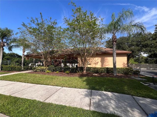 923 WINDTON OAK DRIVE, Ruskin, FL 33570