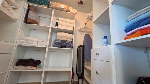 2501 S Ocean Drive 809, Hollywood, FL 33019