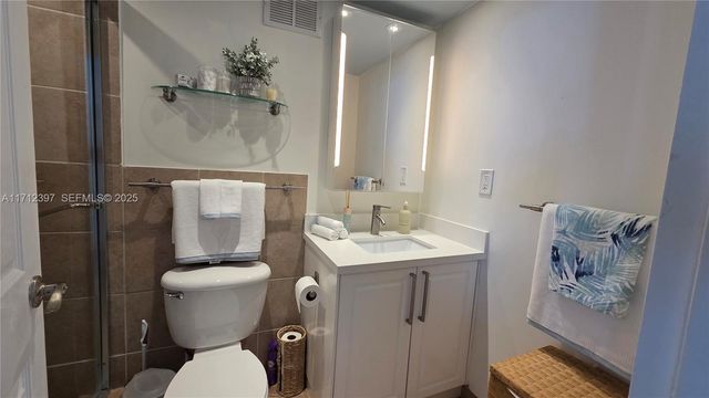 2501 S Ocean Drive 809, Hollywood, FL 33019