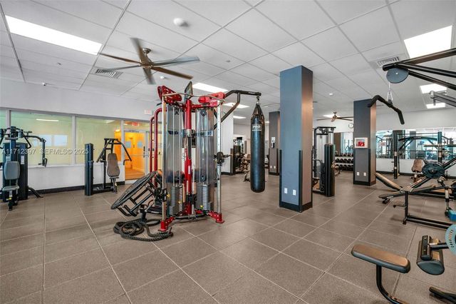 2501 S Ocean Drive 809, Hollywood, FL 33019
