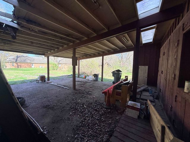 890 CRAFT RD, Memphis, TN 38116