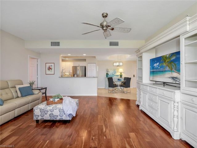 1001 Arbor Lake DR 506, Naples, FL 34110