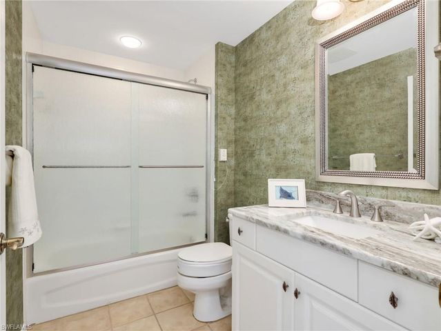 1001 Arbor Lake DR 506, Naples, FL 34110