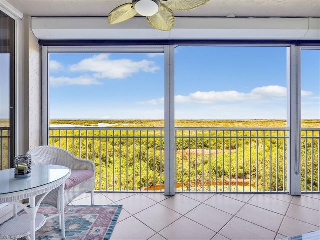 1001 Arbor Lake DR 506, Naples, FL 34110