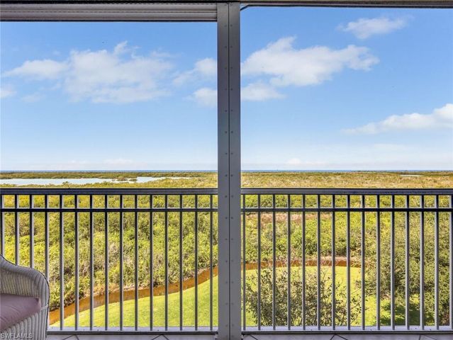 1001 Arbor Lake DR 506, Naples, FL 34110