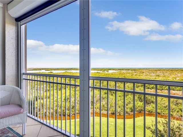 1001 Arbor Lake DR 506, Naples, FL 34110