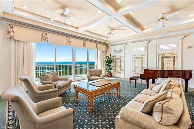 1001 Arbor Lake DR 506, Naples, FL 34110