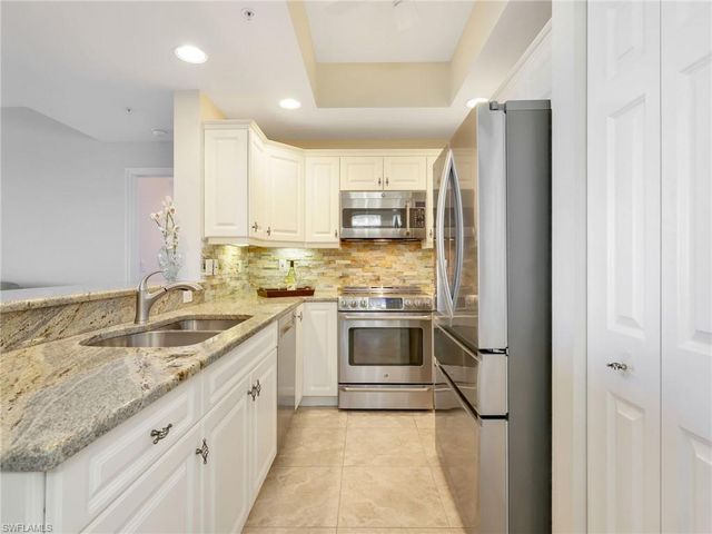 1001 Arbor Lake DR 506, Naples, FL 34110