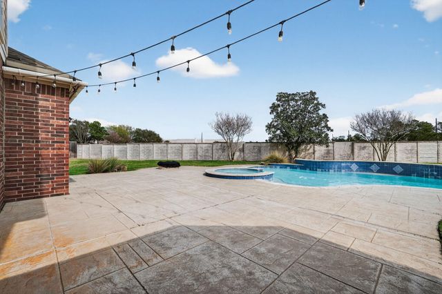 1539 Turret Crown Drive, Katy, TX 77494