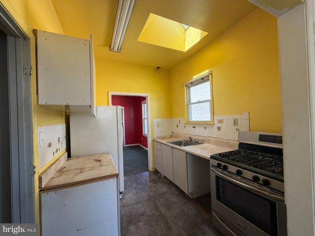 3222 10TH PL SE, Washington, DC 20032