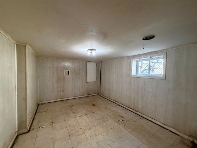 3222 10TH PL SE, Washington, DC 20032