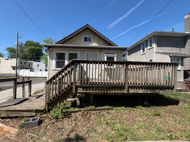 3222 10TH PL SE, Washington, DC 20032