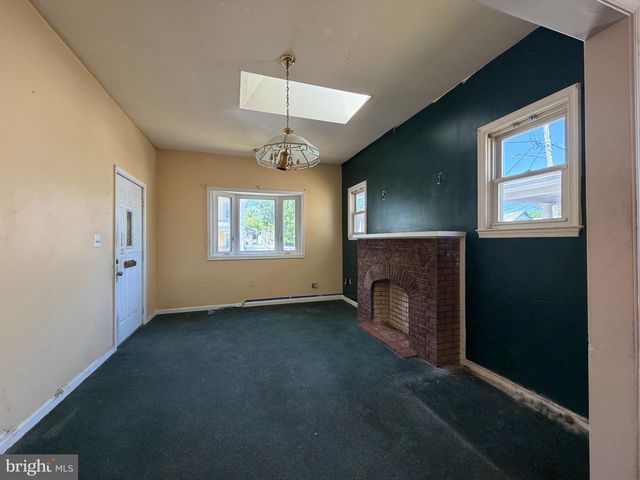 3222 10TH PL SE, Washington, DC 20032