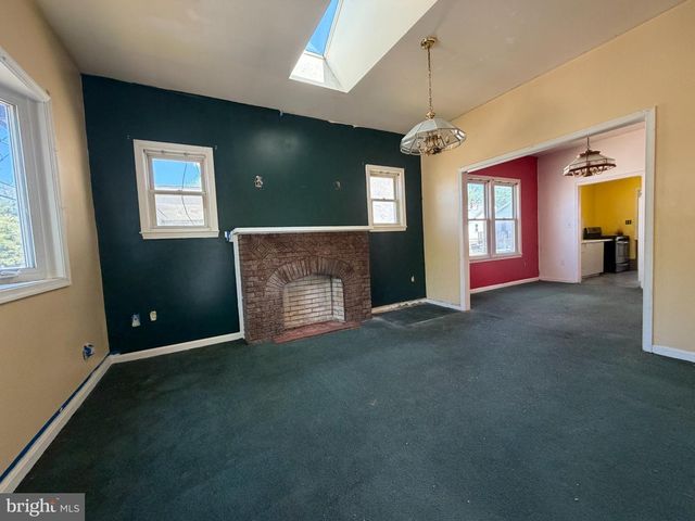 3222 10TH PL SE, Washington, DC 20032