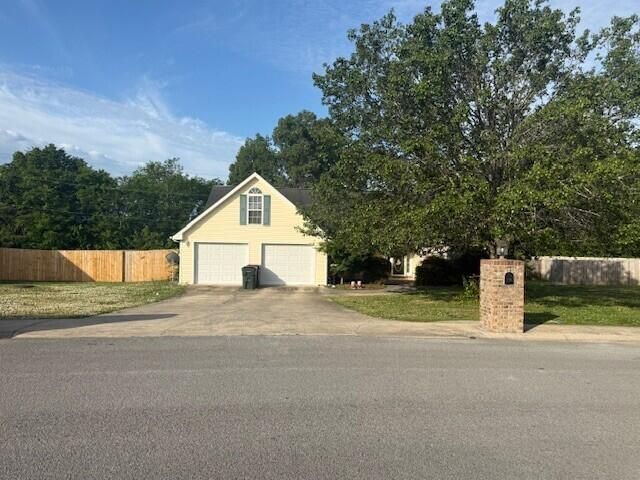 196 Century Drive, Rossville, GA 30741