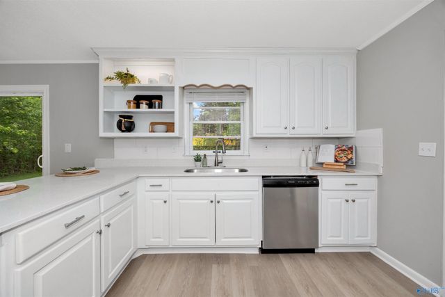1004 Parcus Road SE, Huntsville, AL 35803