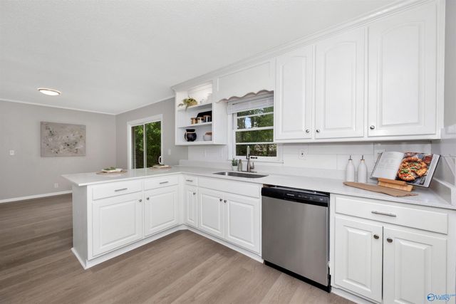 1004 Parcus Road SE, Huntsville, AL 35803