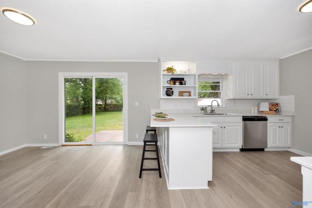 1004 Parcus Road SE, Huntsville, AL 35803