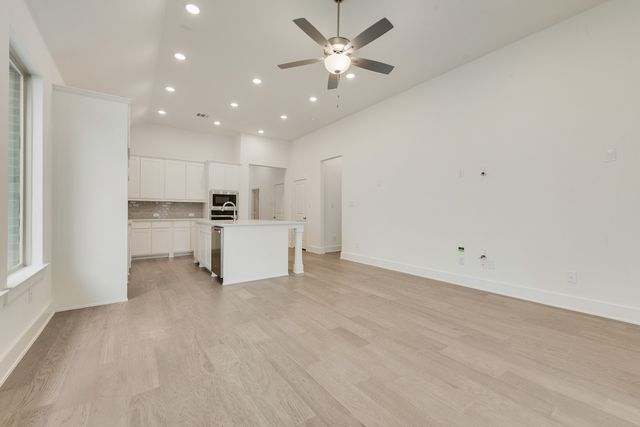 528 Embargo Drive, Fate, TX 75189