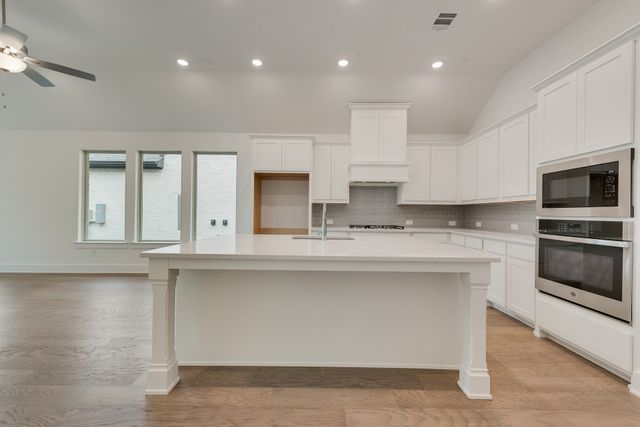 528 Embargo Drive, Fate, TX 75189