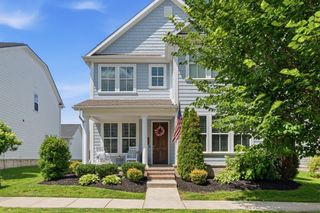 3235 Vinemont Dr, Thompsons Station, TN 37179