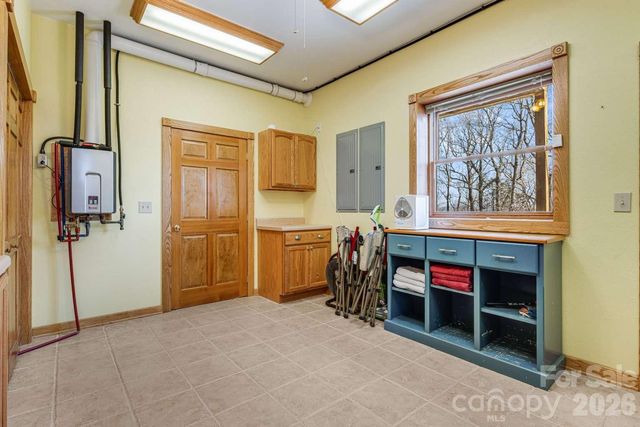 20 Stony Crest Drive, Spruce Pine, NC 28777