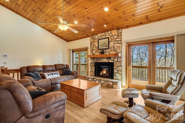 20 Stony Crest Drive, Spruce Pine, NC 28777