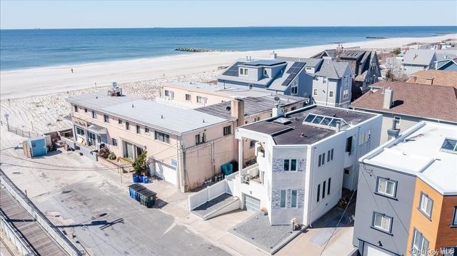 17 New York Avenue House, Long Beach, NY 11561