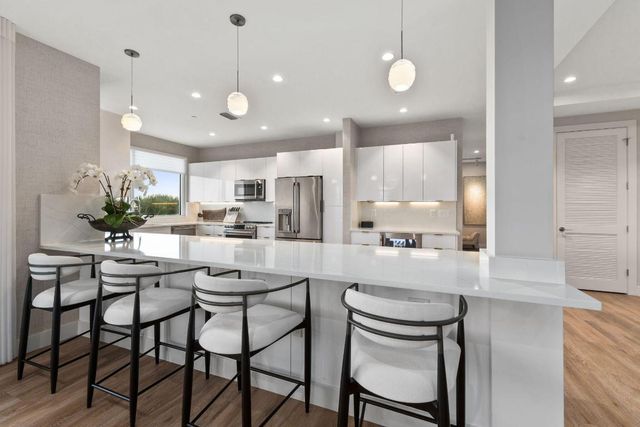 41 SW Seminole Street 206, Stuart, FL 34994