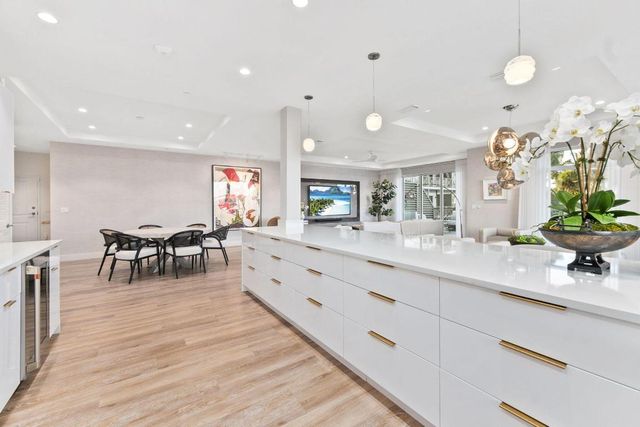 41 SW Seminole Street 206, Stuart, FL 34994